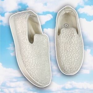ALLBIRDS Wool Lounger Fluffs Flats Loafers Shearling Sherpa Fleece Cozy Lounge